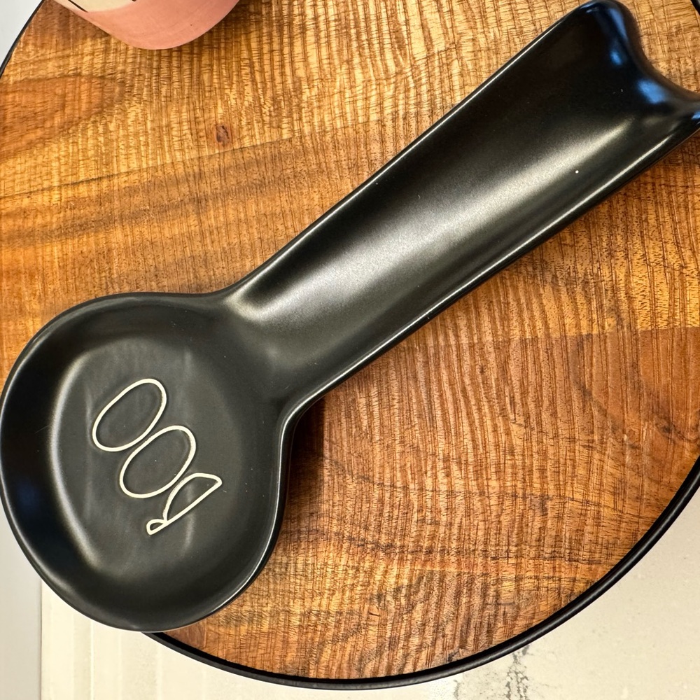 Rae Dunn Black Spoon Rest with Cream Accent